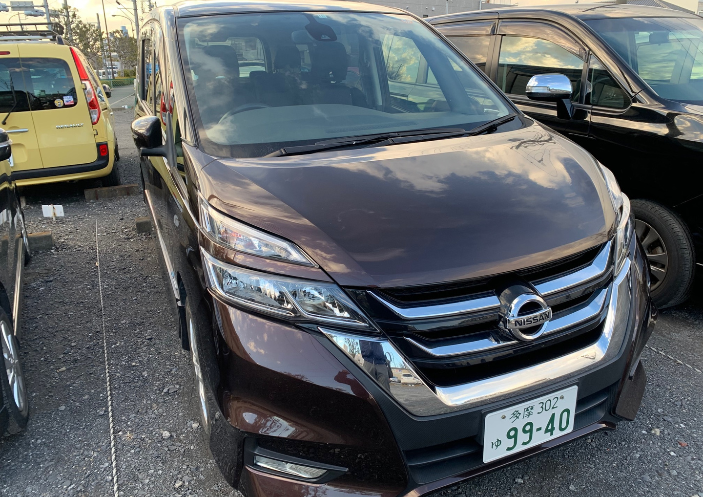 日産　セレナ